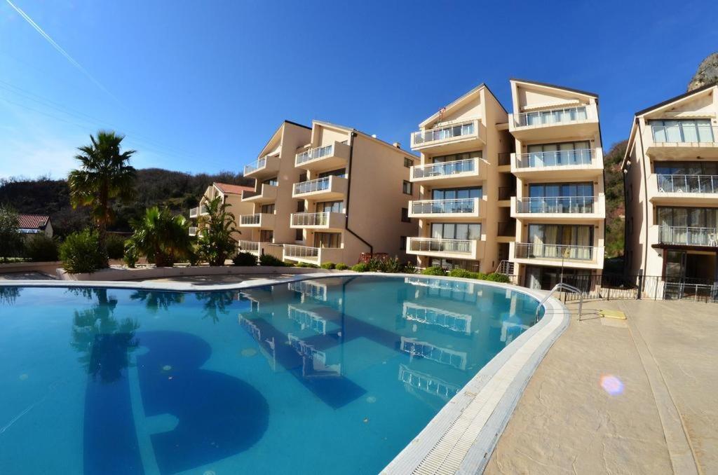 Bh Rialto Apartment Свети Стефан Екстериор снимка