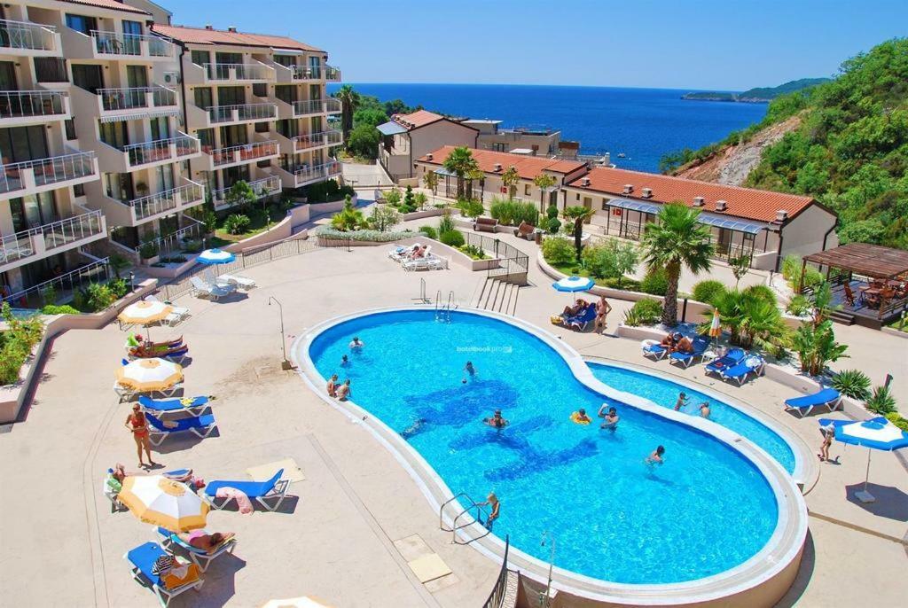 Bh Rialto Apartment Свети Стефан Екстериор снимка